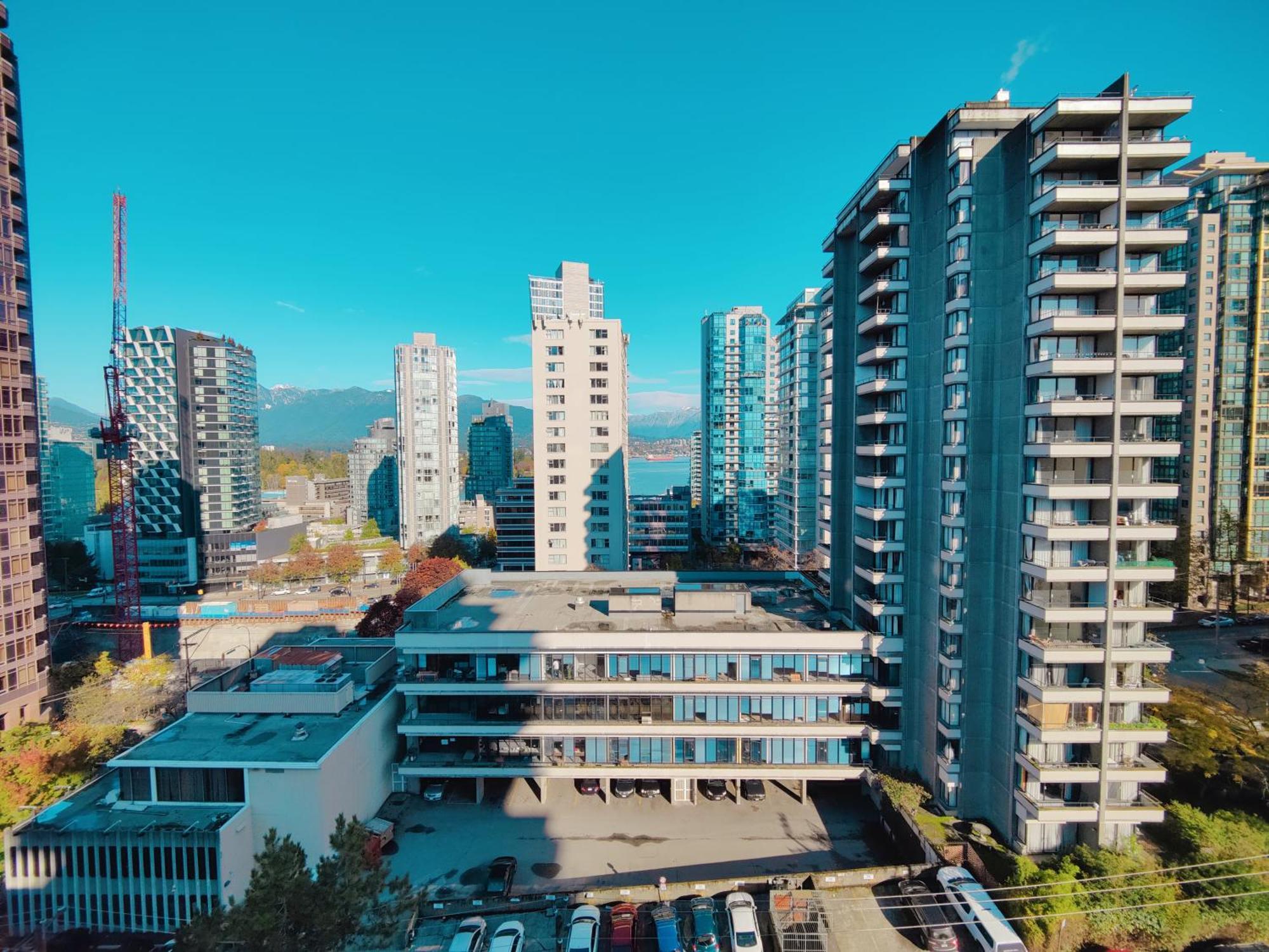 Divya Sutra Suites On Robson Downtown Vancouver Exterior foto