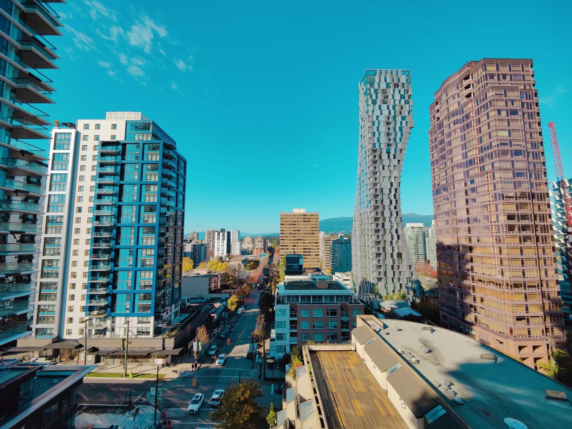 Divya Sutra Suites On Robson Downtown Vancouver Exterior foto